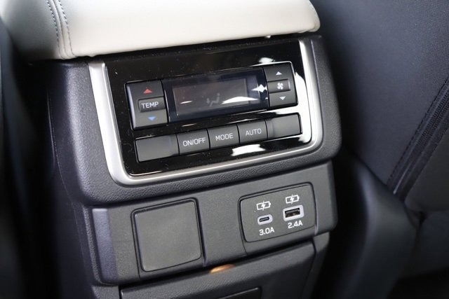 Certified 2025 Subaru Ascent Premium w/ Premium Package image 18