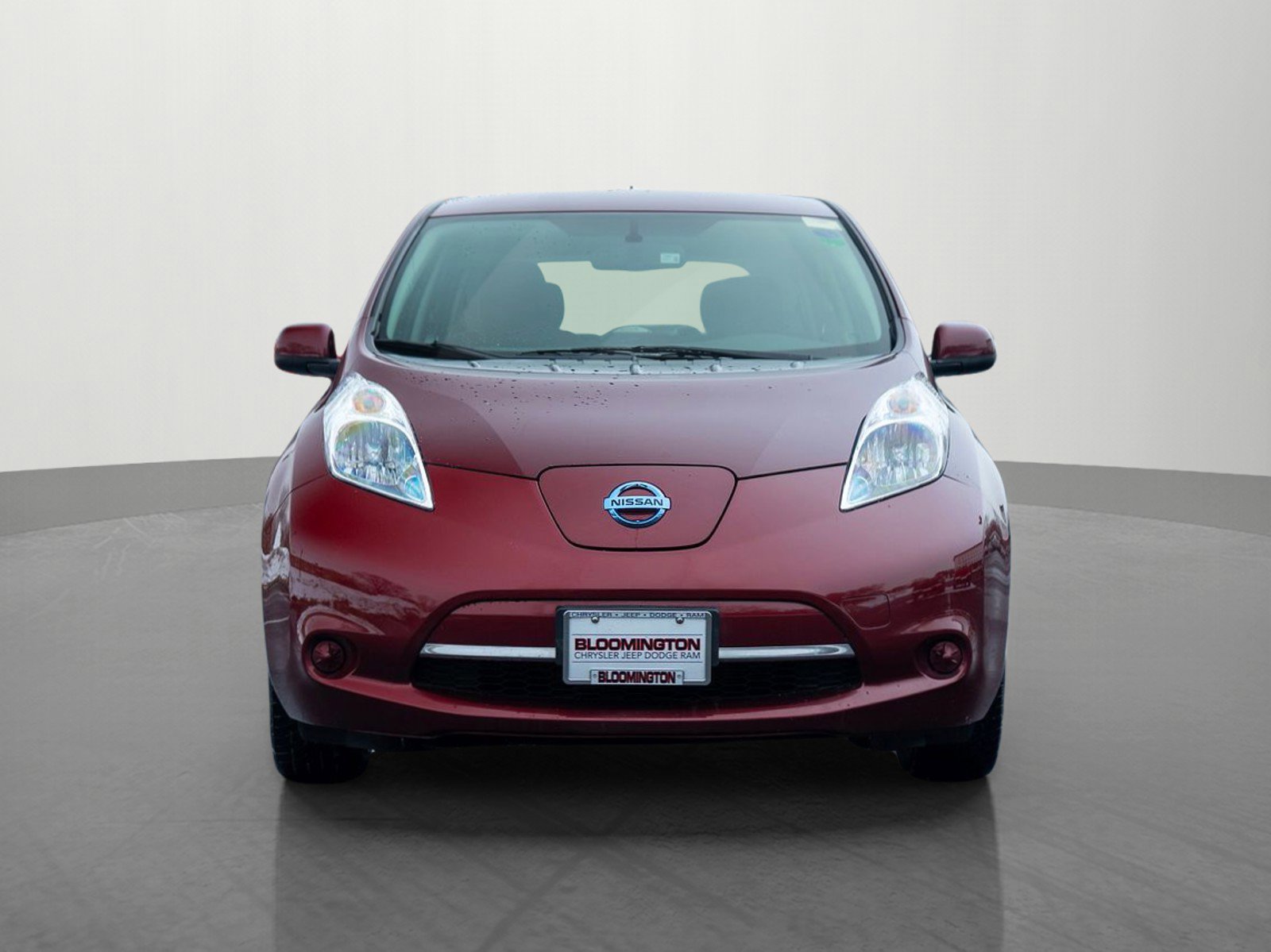 Used 2016 Nissan Leaf SV image 2