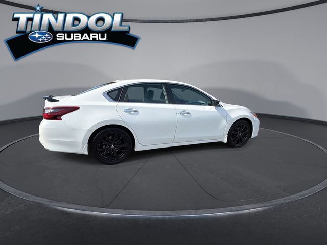 Used 2018 Nissan Altima 2.5 SR w/ SR Midnight Edition FWD image 9