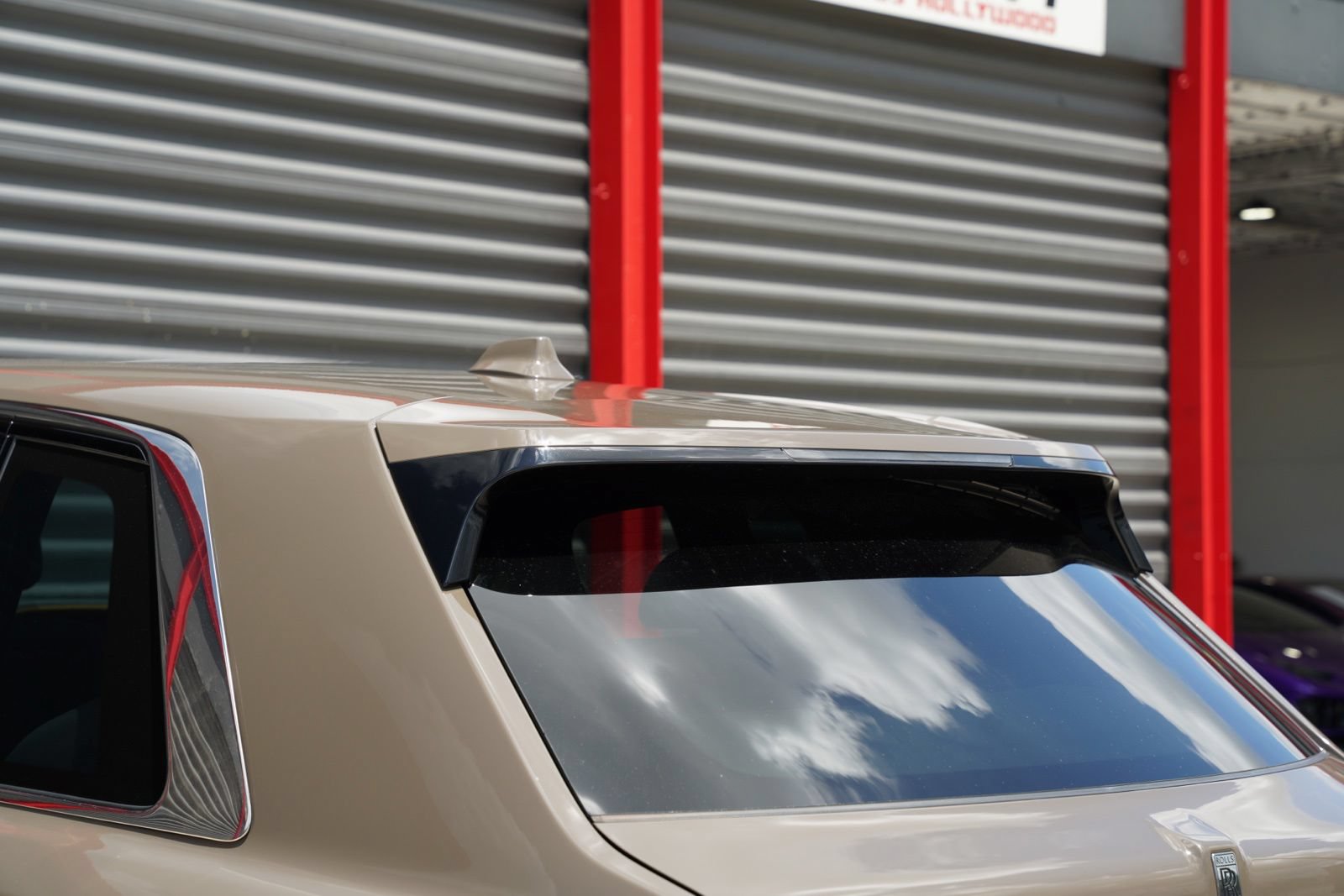 Used 2025 Rolls-Royce Cullinan AWD/4WD image 19