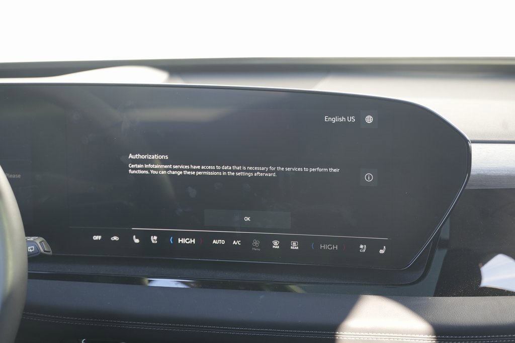 Used 2025 Audi Q6 e-tron Premium Plus w/ Premium Plus image 46