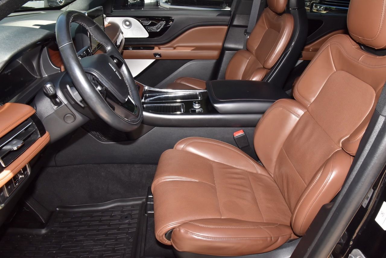 Used 2022 Lincoln Aviator Reserve w/ Equipment Group 201A image 13