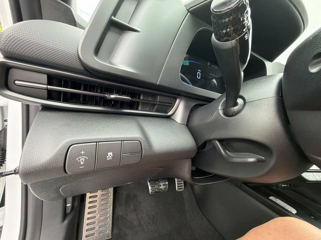 New 2026 Hyundai Elantra SEL Sport FWD image 27