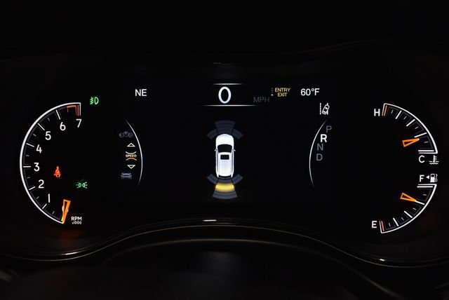Used 2021 Jeep Grand Cherokee High Altitude AWD/4WD image 21