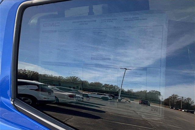 New 2026 GMC Canyon Elevation w/ Convenience Package image 14