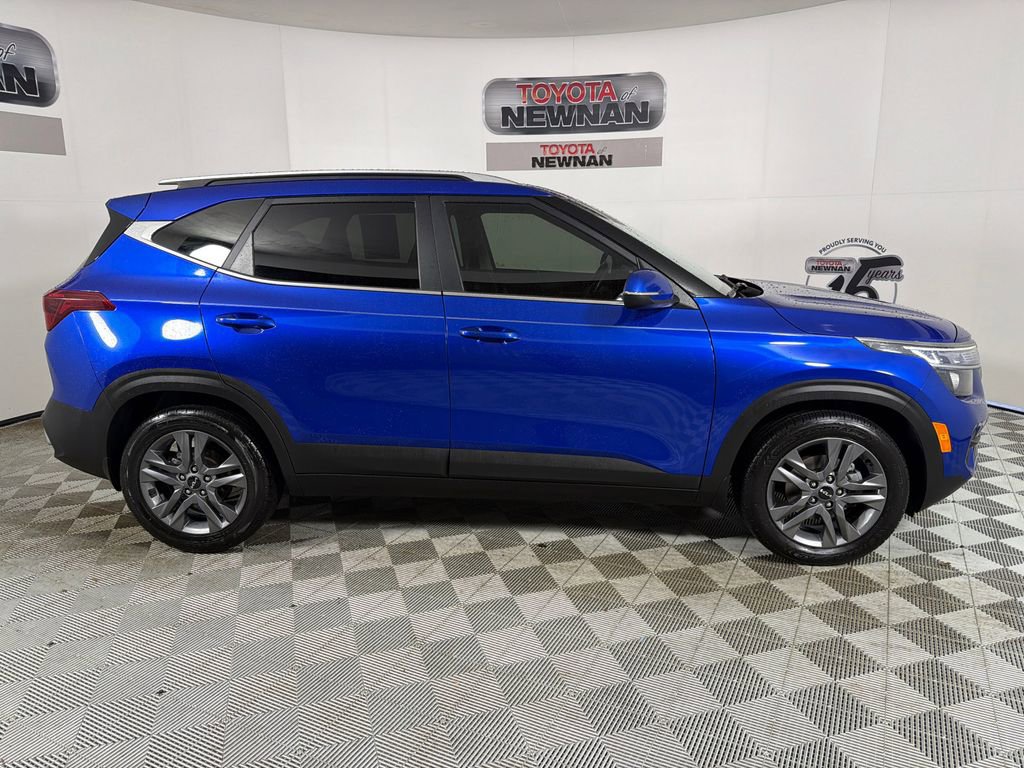 Used 2023 Kia Seltos S FWD image 2