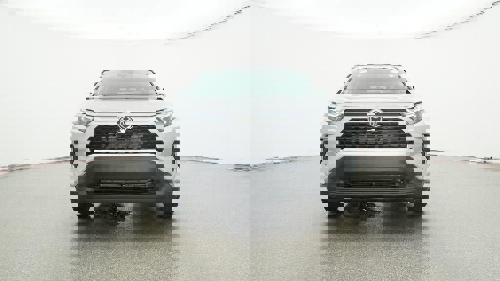 New 2025 Toyota RAV4 XLE image 31