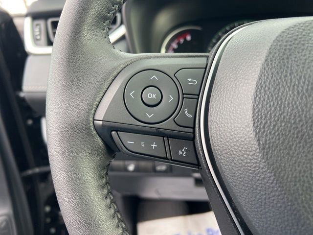 Used 2023 Toyota RAV4 XLE Premium image 14