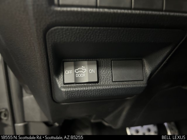 Used 2024 Toyota Tacoma TRD Sport AWD/4WD image 25