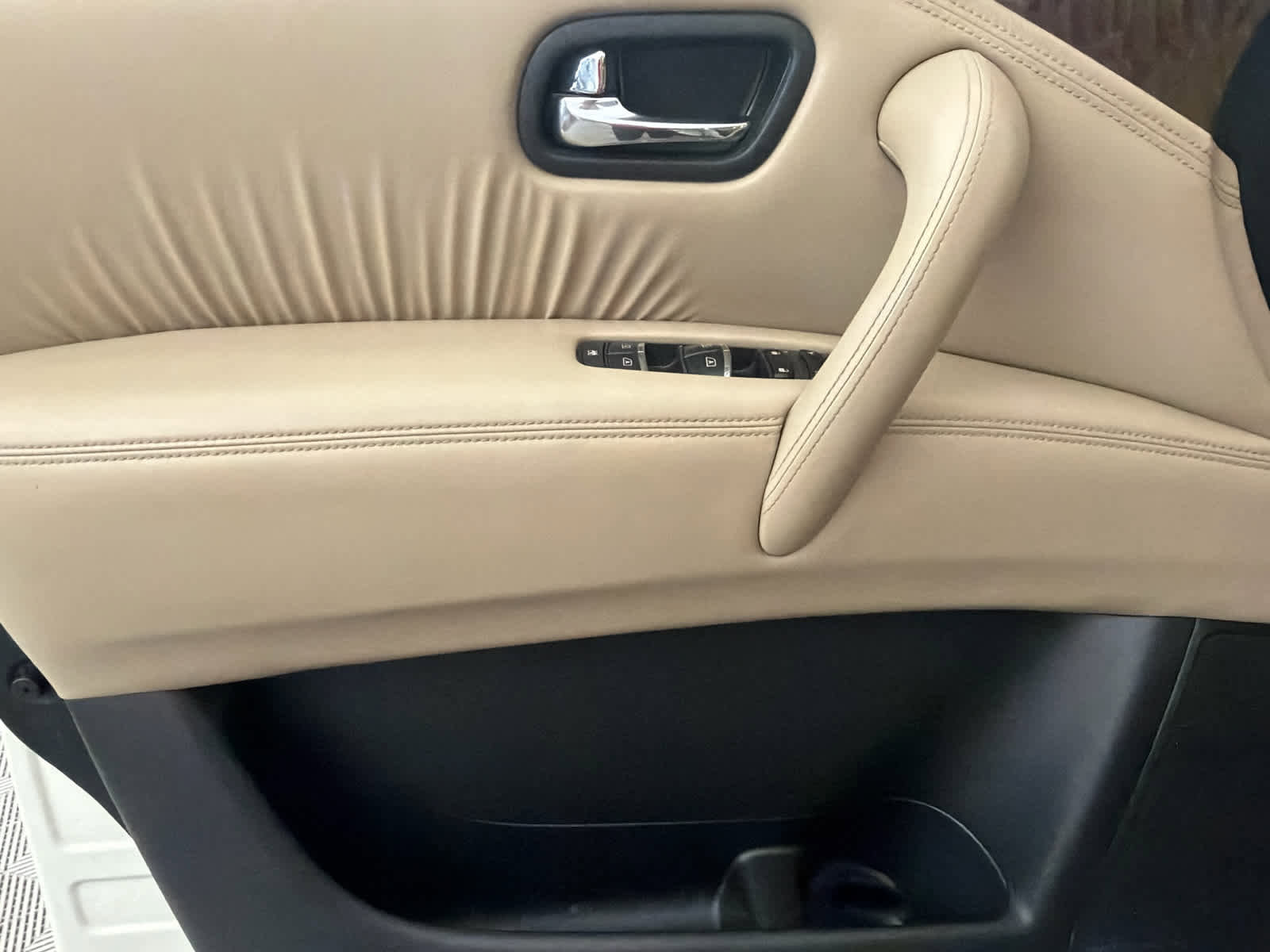 Used 2018 Nissan Armada Platinum w/ Captain Seat Package image 23