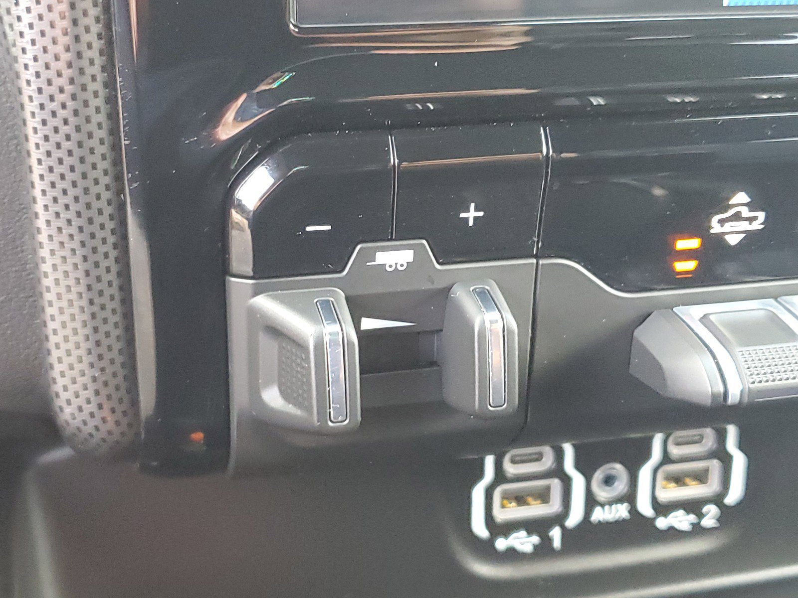 Used 2024 RAM 1500 Limited w/ Body Color Bumper Group image 30