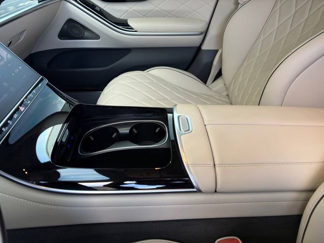 Used 2025 Mercedes-Benz S 580e 4MATIC Sedan image 25