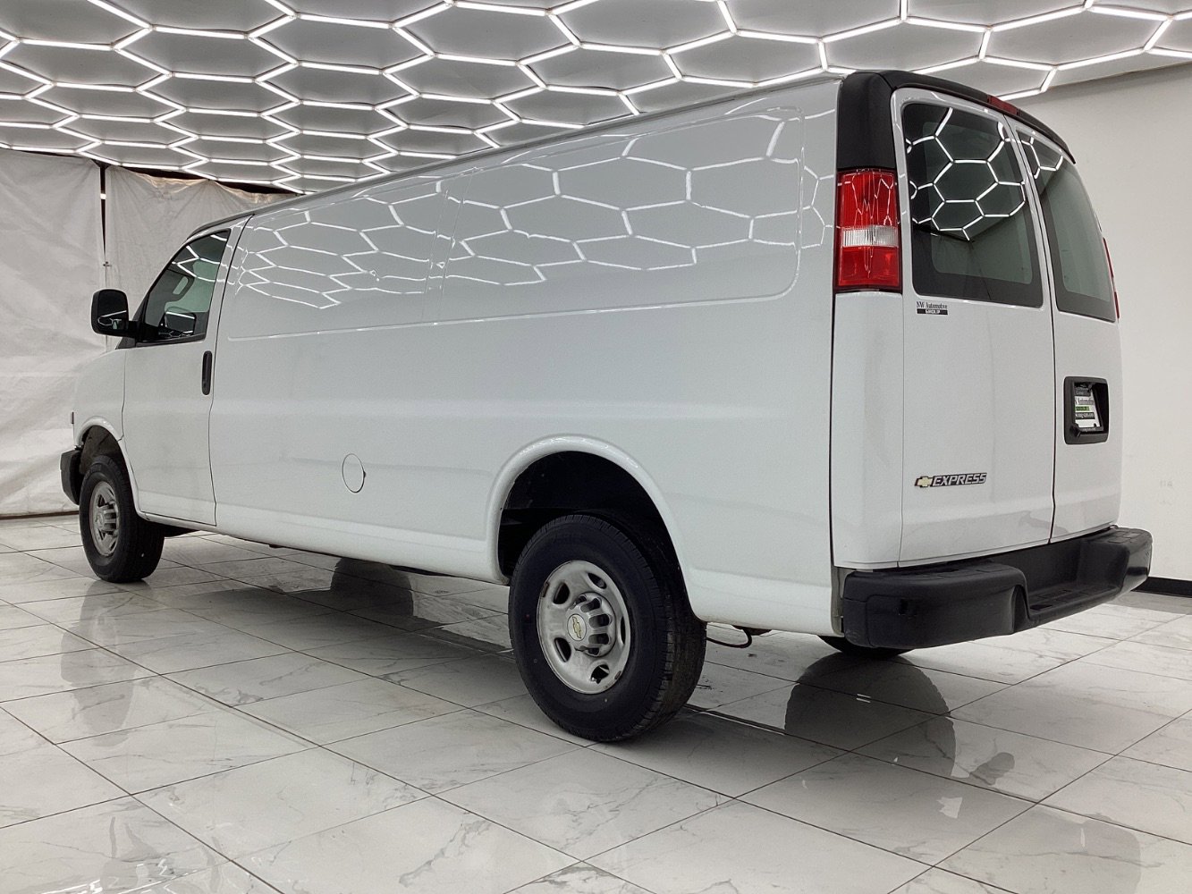 Used 2022 Chevrolet Express 2500 Extended w/ Driver Convenience Package image 12