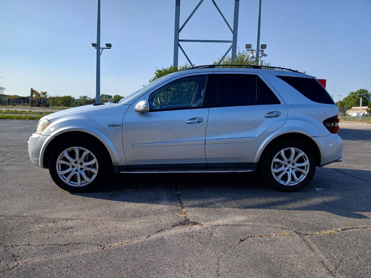 Used 2007 Mercedes-Benz ML 63 AMG 4MATIC image 4