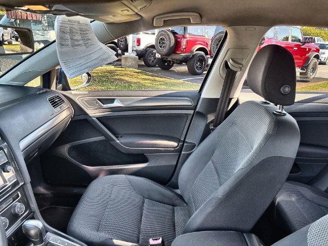 Used 2019 Volkswagen Golf S FWD image 13
