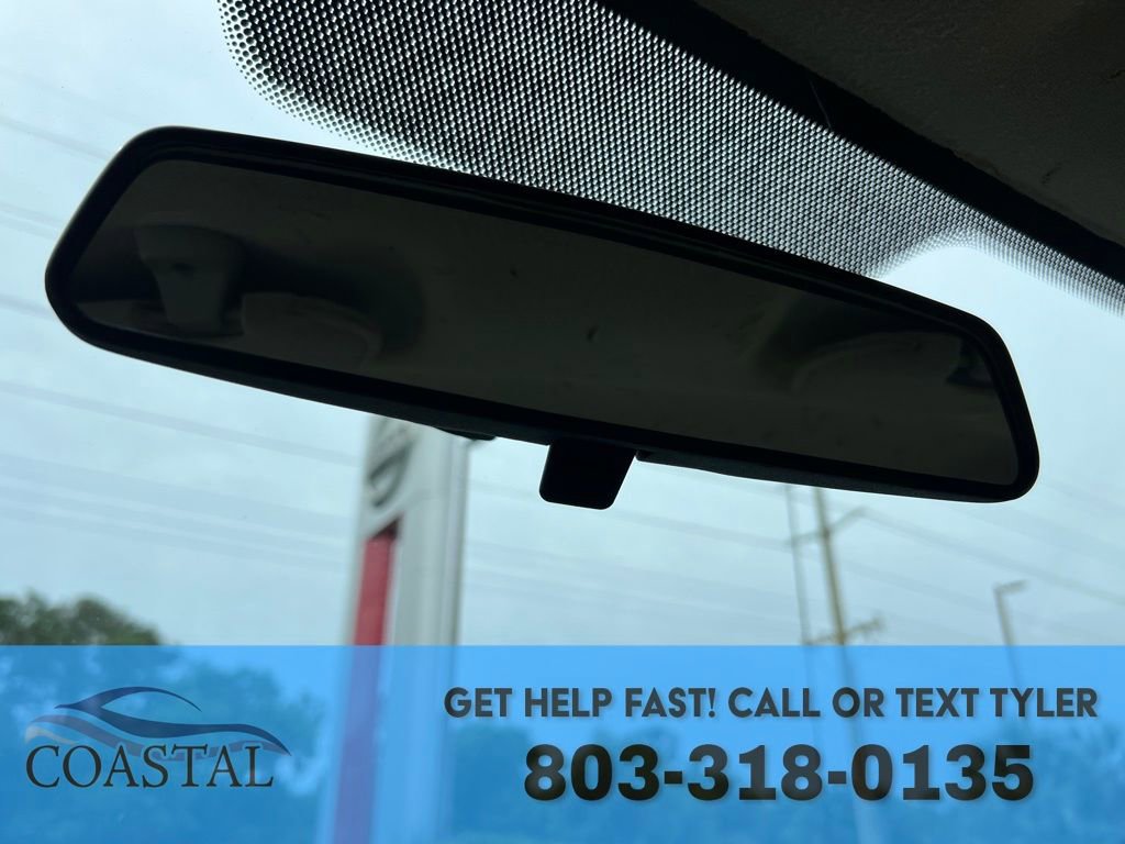 Used 2004 Saturn ION Level 2 image 23