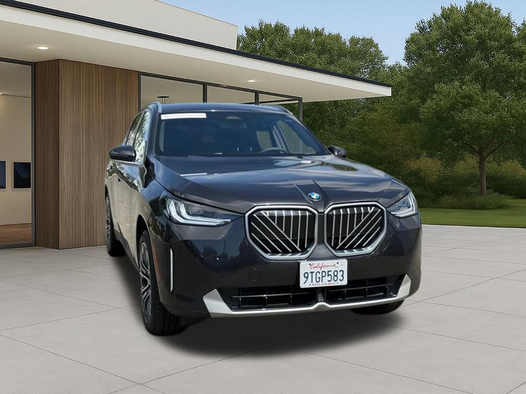 Used 2025 BMW X3 xDrive30i AWD/4WD image 5