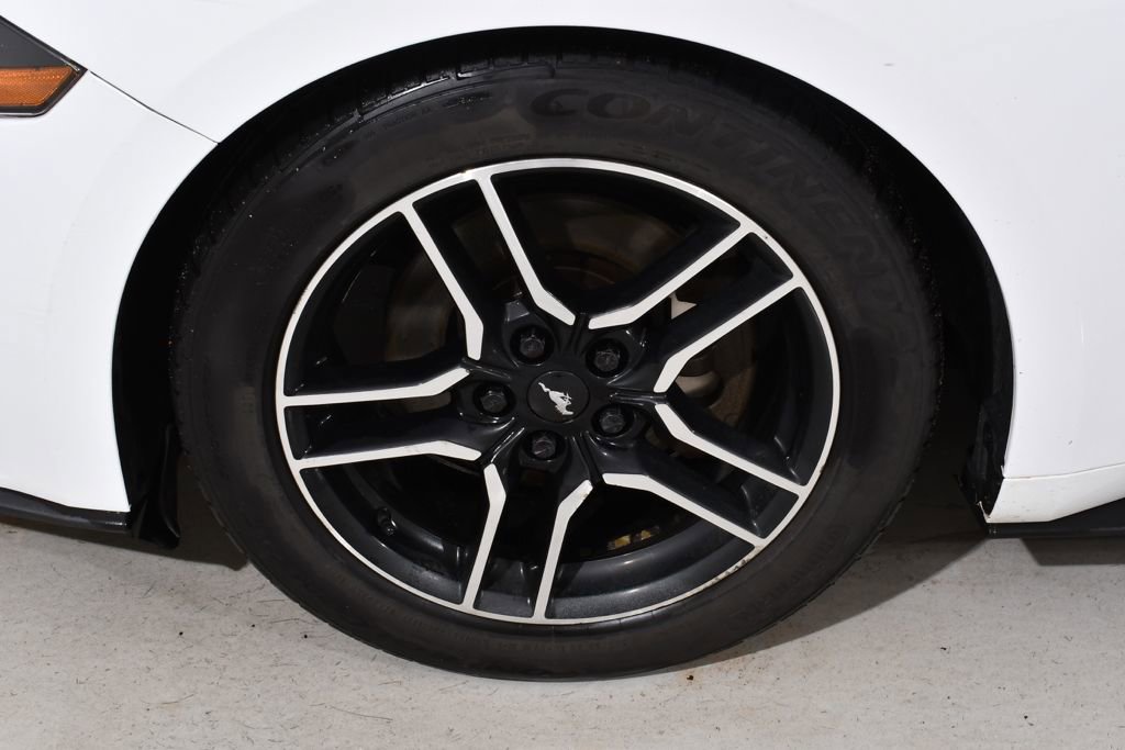 Used 2018 Ford Mustang Premium image 22