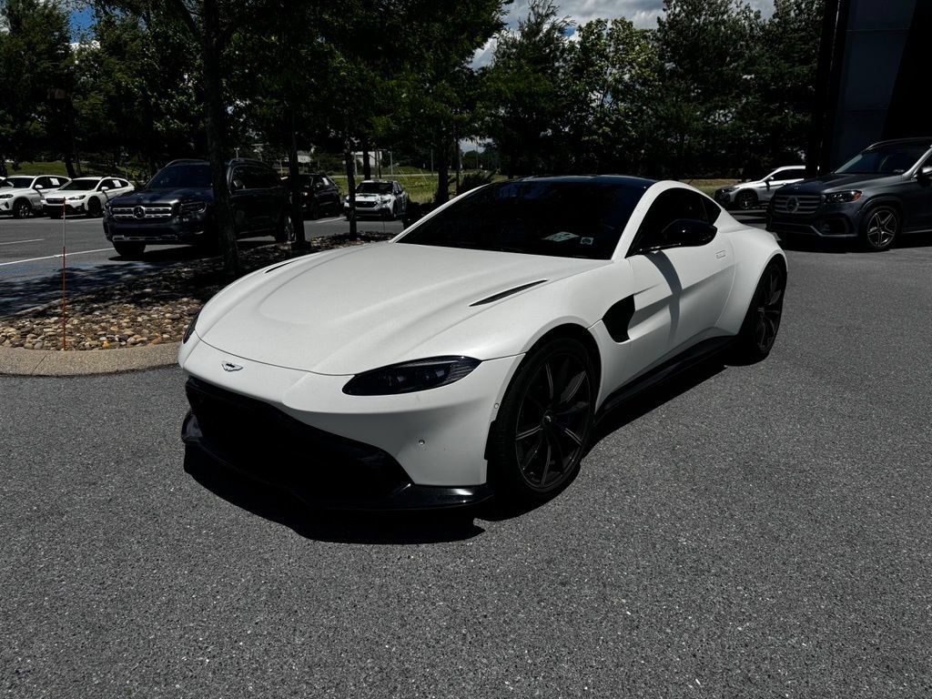 Used 2021 Aston Martin V8 Vantage Coupe RWD image 7