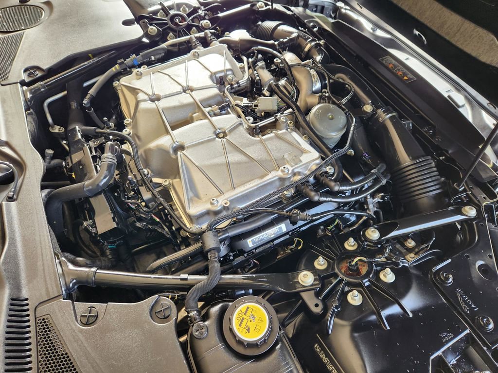 Used 2015 Jaguar F-TYPE S image 33