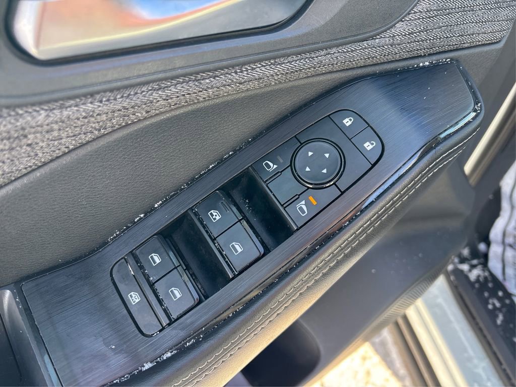 Used 2021 Nissan Rogue SV image 30