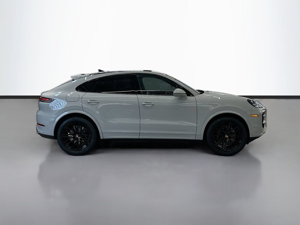 New 2026 Porsche Cayenne Coupe AWD/4WD image 8