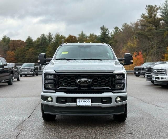 New 2026 Ford F250 Lariat w/ Black Appearance Package image 11