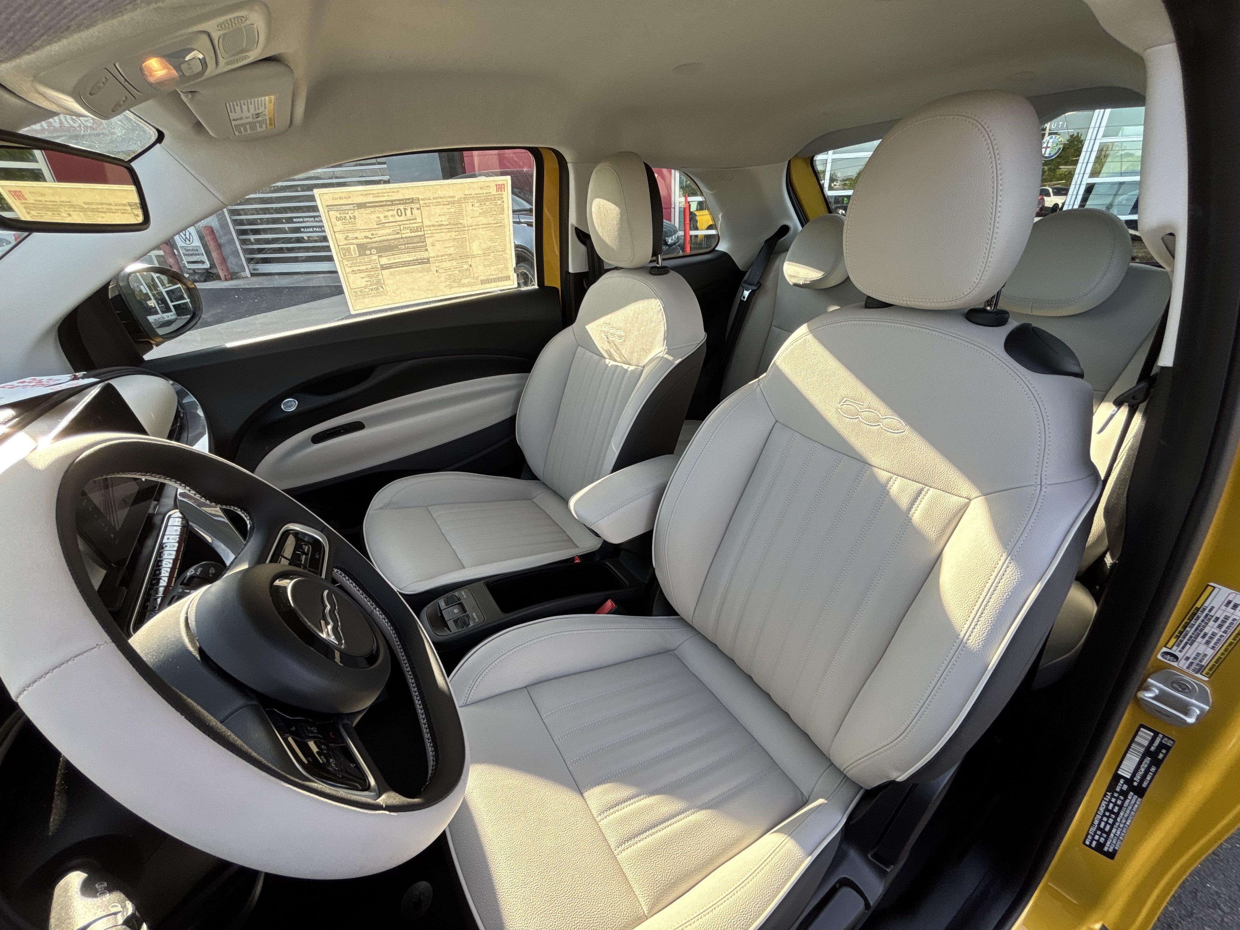 New 2026 FIAT 500 e Icona w/ Quick Order Package 21R FWD image 28