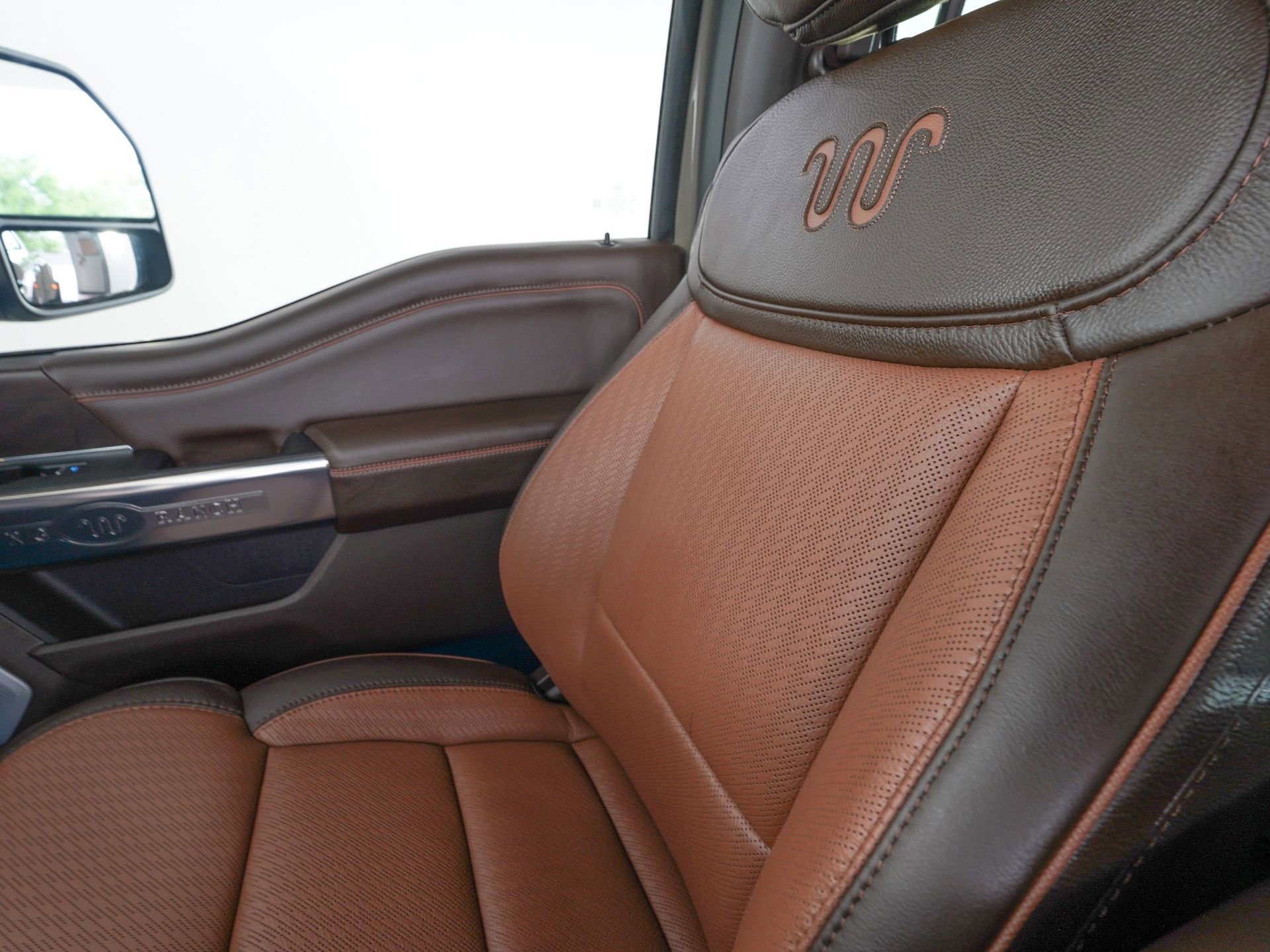 Used 2026 Ford F450 King Ranch w/ Chrome Package image 32