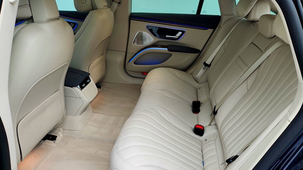 Used 2023 Mercedes-Benz EQS 580 4MATIC Sedan image 21