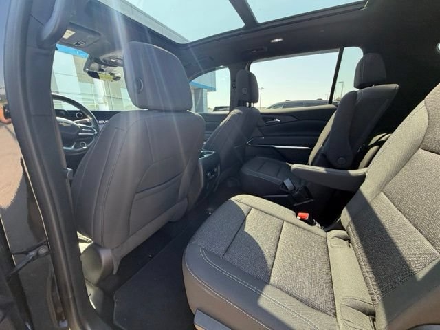 Used 2026 Chevrolet Traverse LT w/ Sun and Wheel Package AWD/4WD image 11