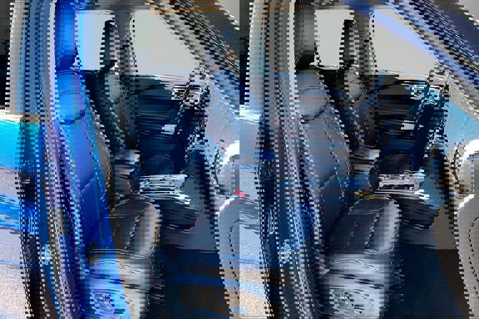 Used 2021 Ford Explorer Limited w/ Equipment Group 301A image 29