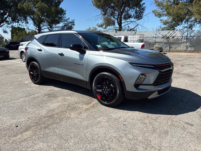 Used 2024 Chevrolet Blazer LT w/ Redline Edition FWD image 2