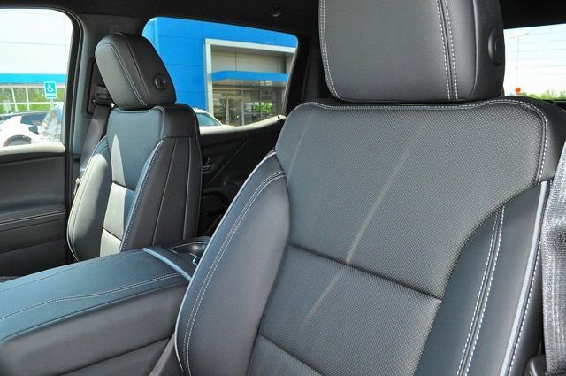 New 2025 Chevrolet Silverado EV LT AWD/4WD image 8