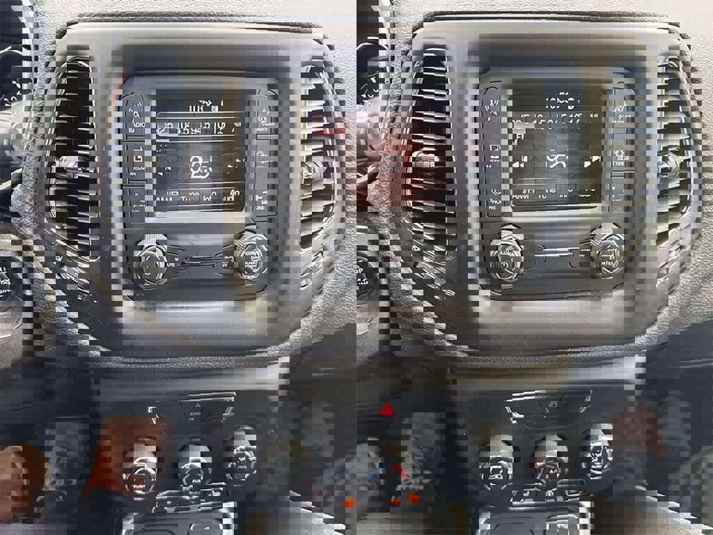 Used 2018 Jeep Compass Sport w/ Cold Weather Group image 14