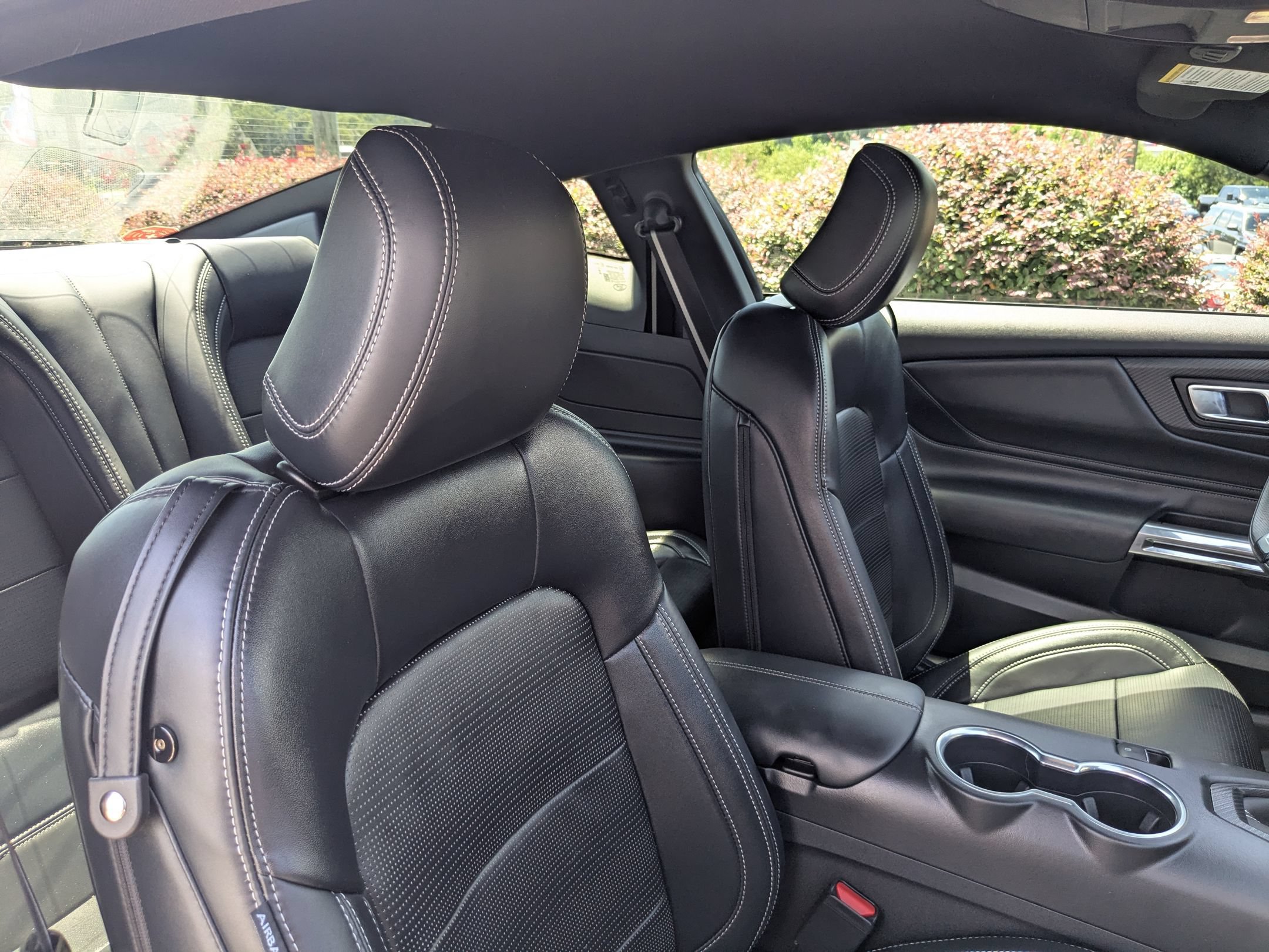 Used 2025 Ford Mustang GT Premium RWD image 25