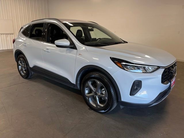 Used 2025 Ford Escape ST-Line Select