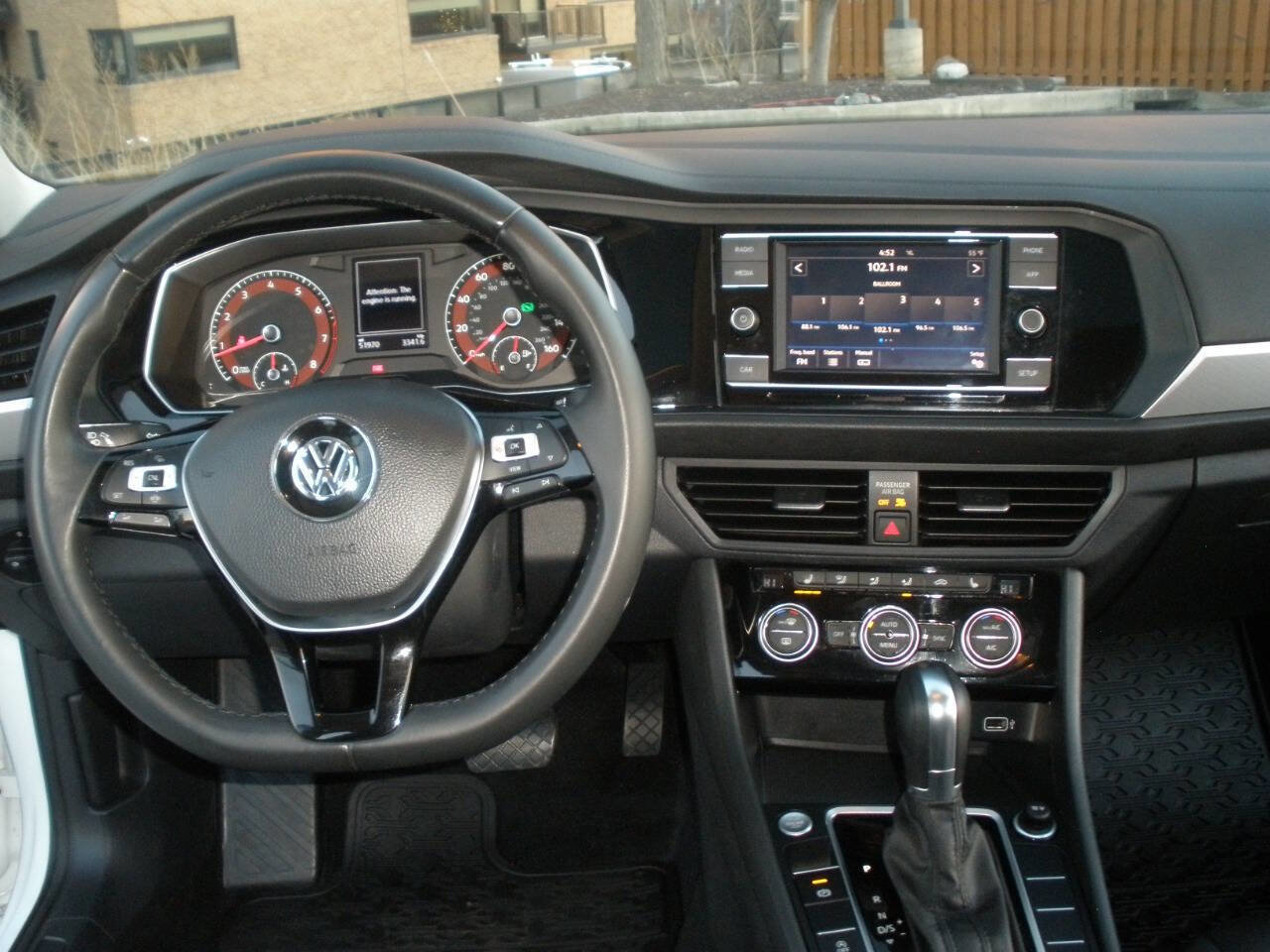 Used 2019 Volkswagen Jetta SE image 32