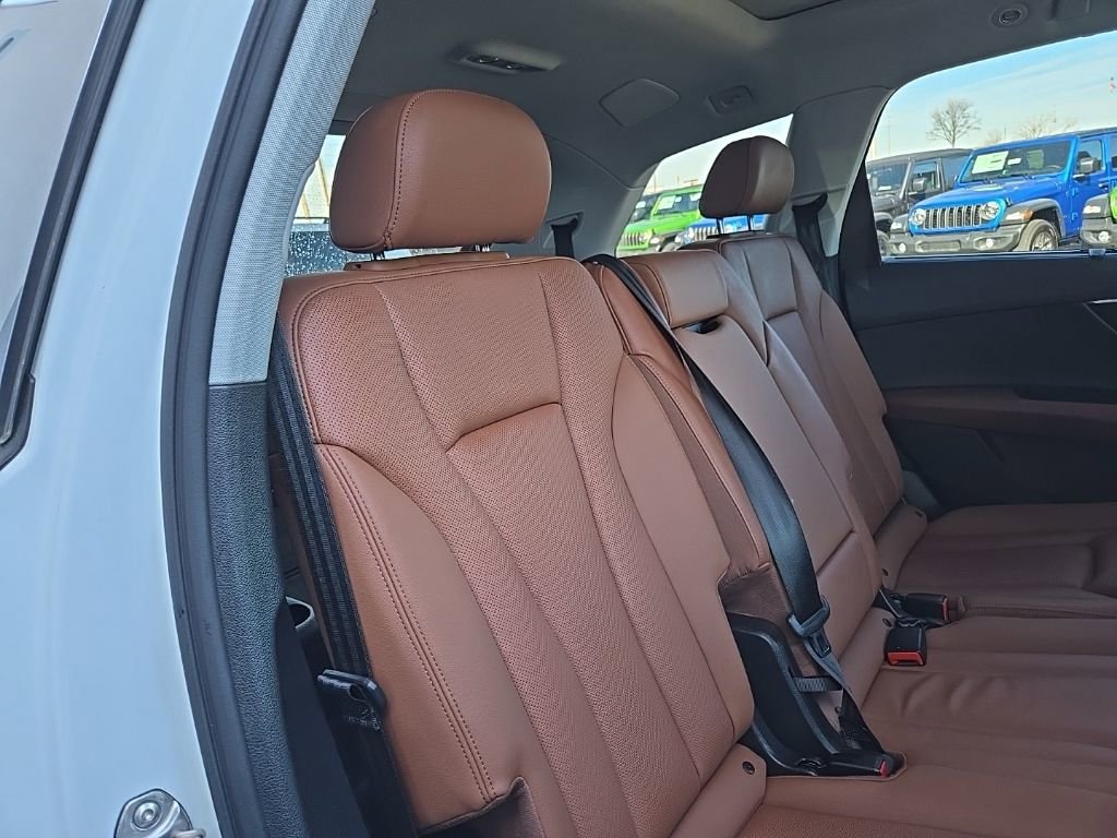 Used 2022 Audi Q7 2.0T Premium Plus w/ Premium Plus Package image 82