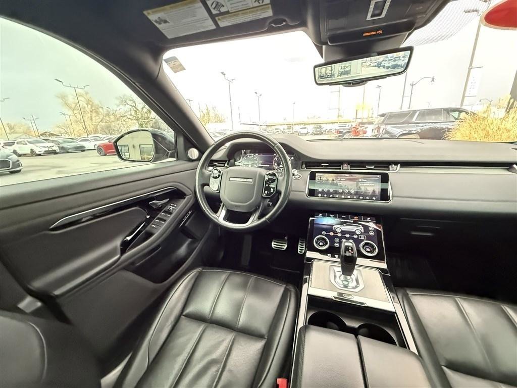 Used 2020 Land Rover Range Rover Evoque R-Dynamic SE image 25