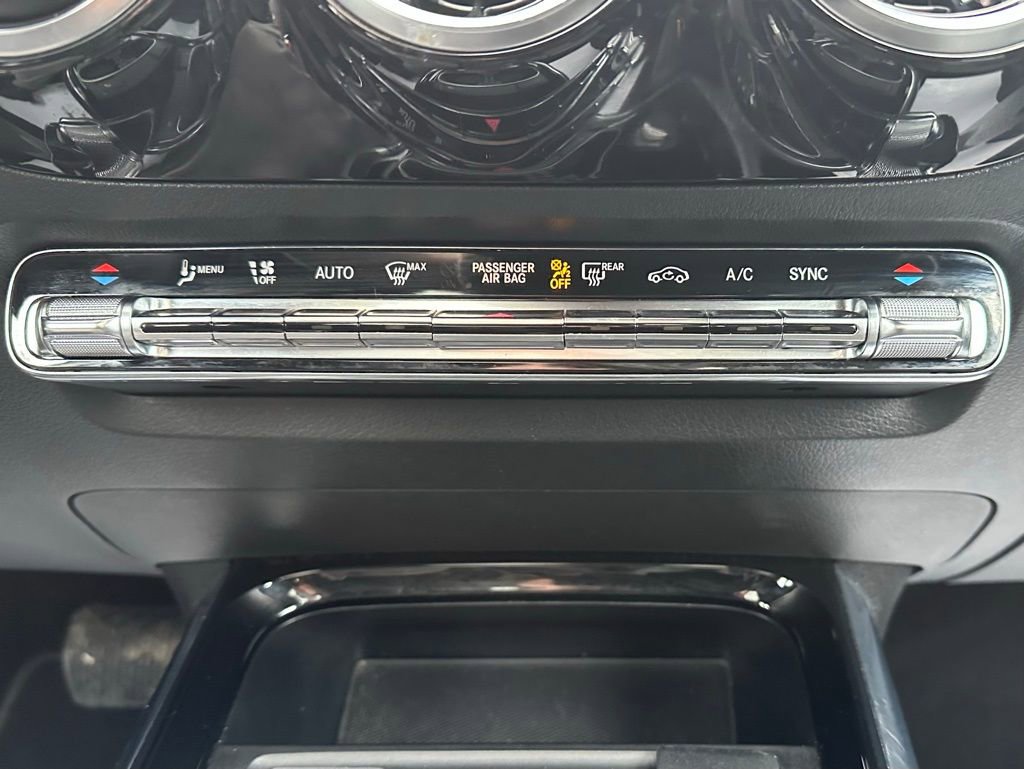 Used 2021 Mercedes-Benz GLA 250 4MATIC image 24