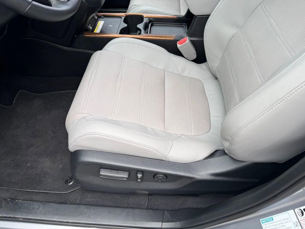 Used 2022 Honda CR-V Touring image 25