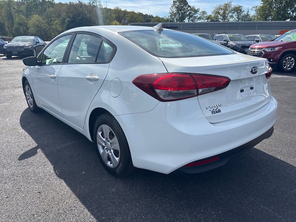Used 2018 Kia Forte LX image 5