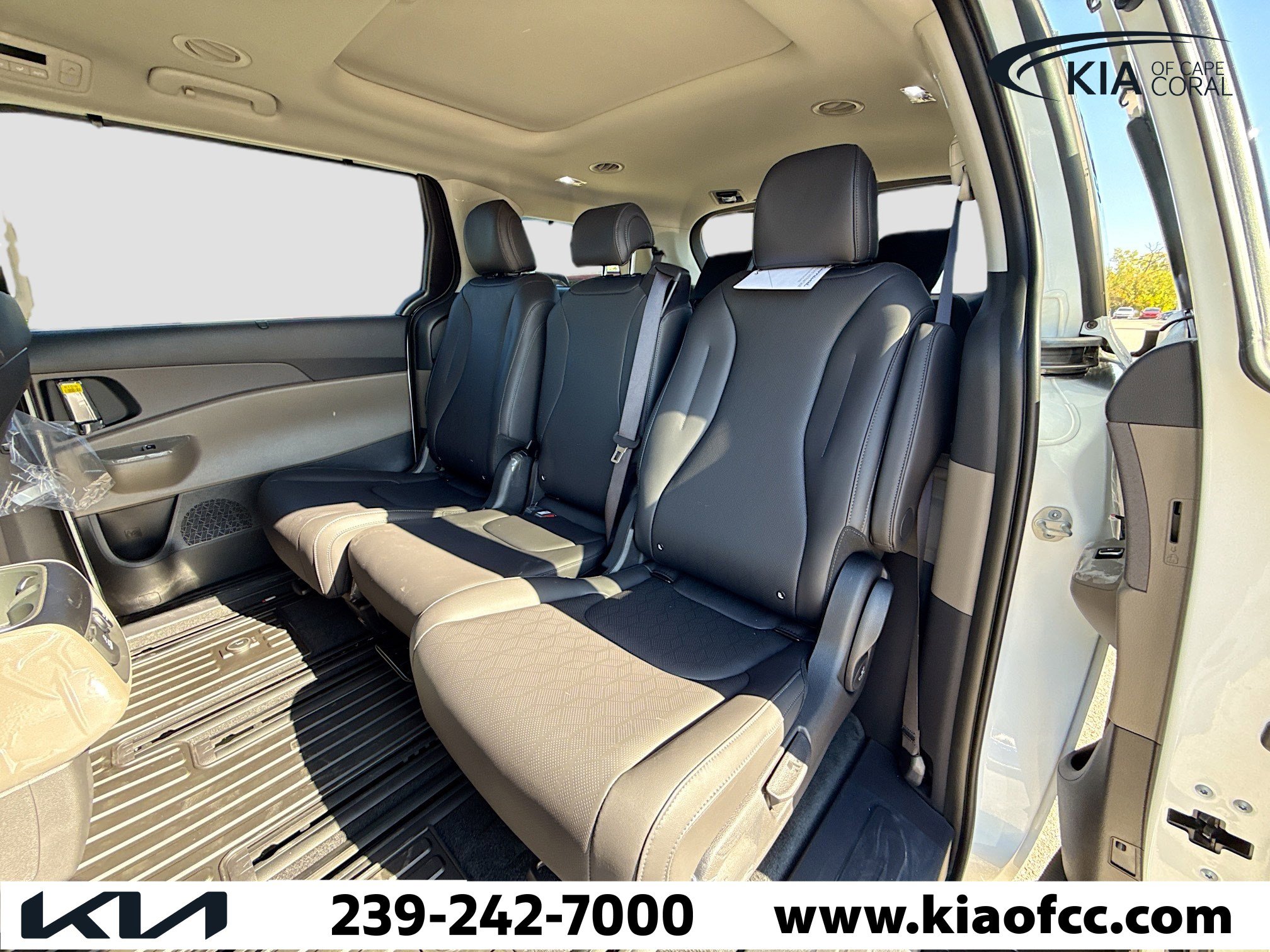 New 2026 Kia Carnival SX image 22