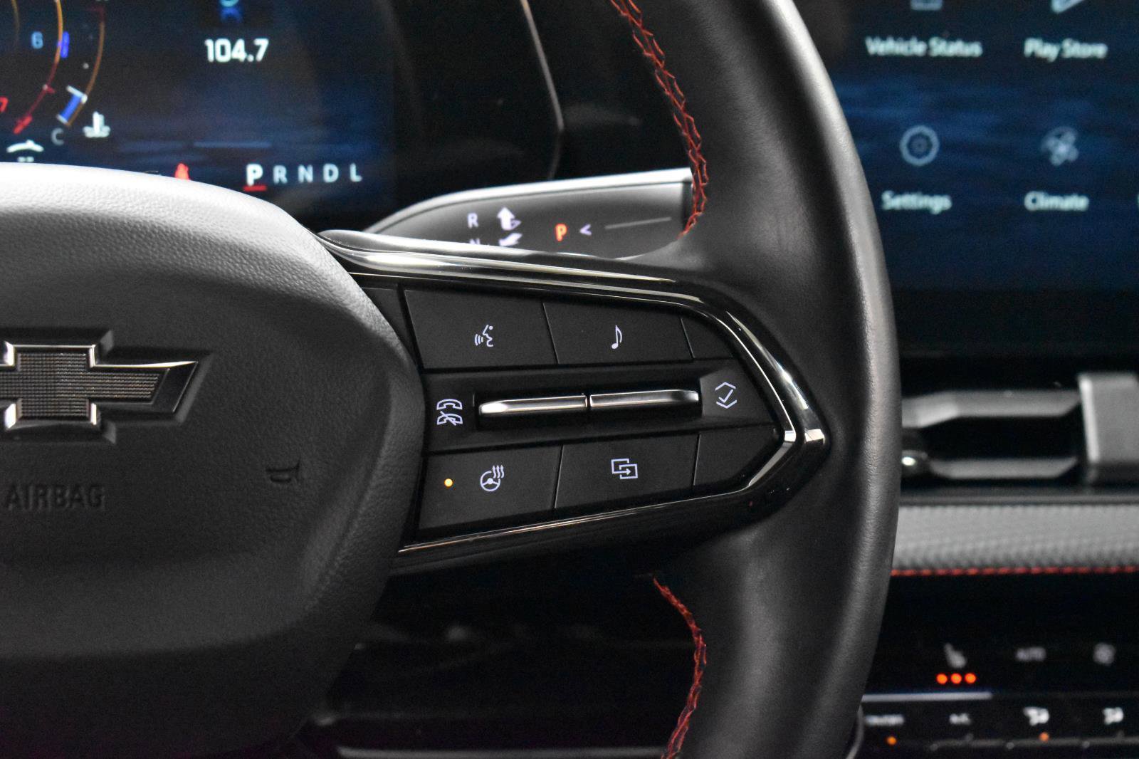 Used 2025 Chevrolet Equinox RS image 9