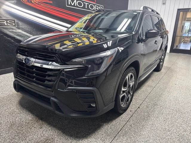 Used 2024 Subaru Ascent Limited AWD/4WD image 2