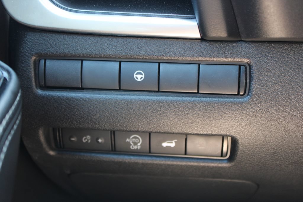Used 2024 Nissan Rogue SV AWD/4WD image 42