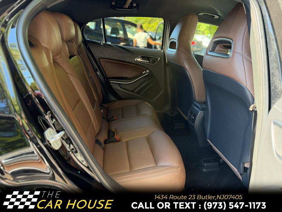 Used 2015 Mercedes-Benz GLA 250 4MATIC image 19