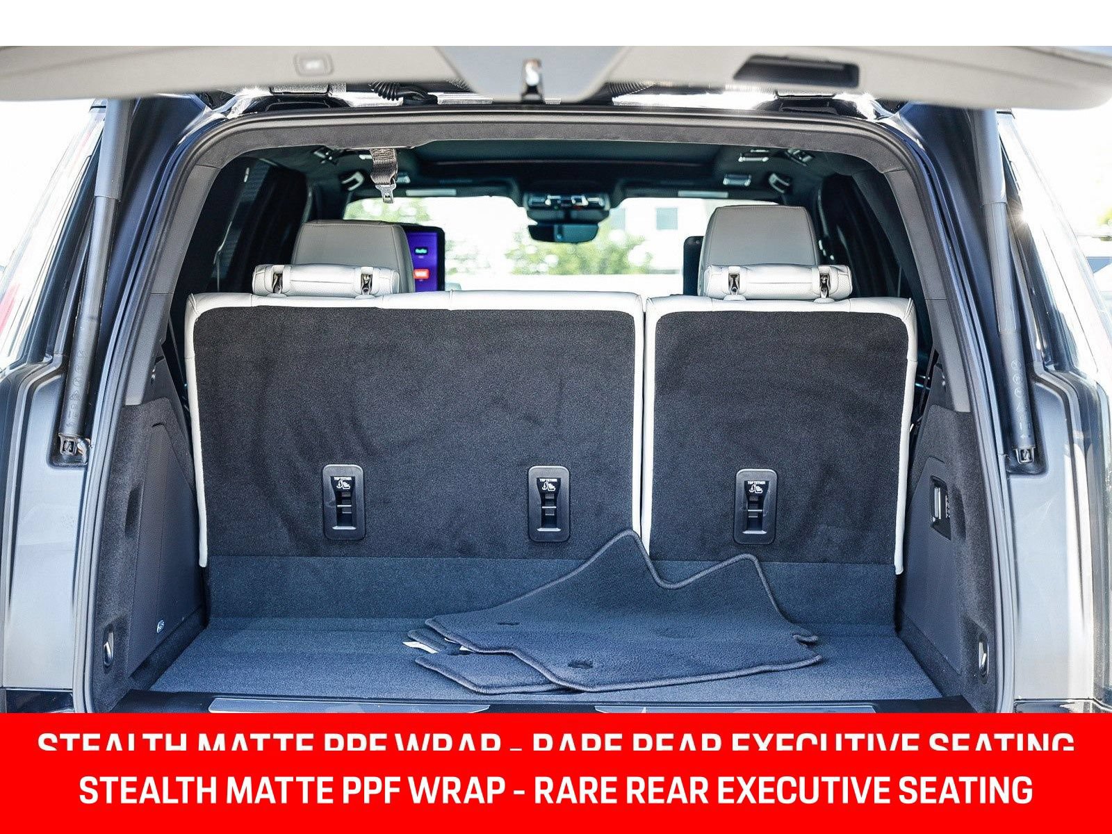 Used 2025 Cadillac Escalade Sport Platinum AWD/4WD image 28