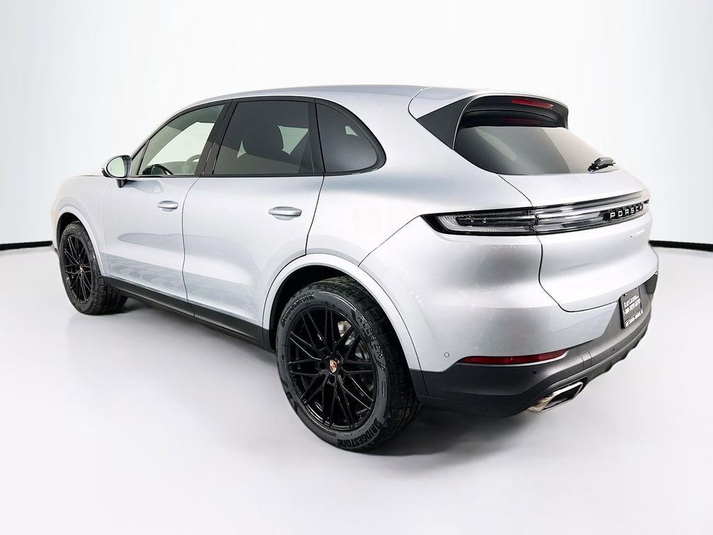 New 2026 Porsche Cayenne Base image 3